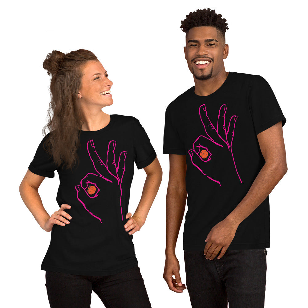 Hot Pink Basketball: Black Short-Sleeve Unisex T-Shirt